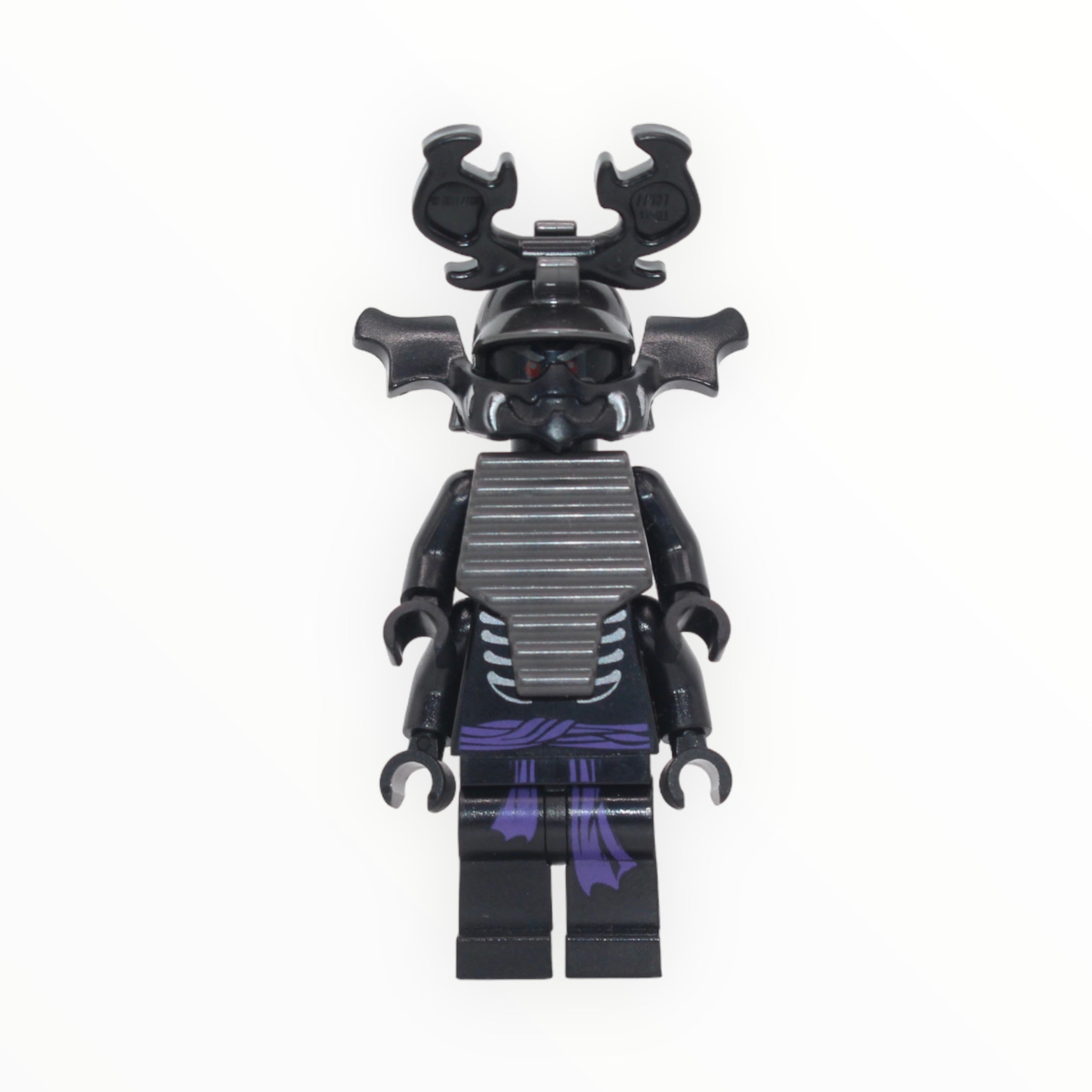 Lord Garmadon (The Final Battle, pearl dark gray helmet)