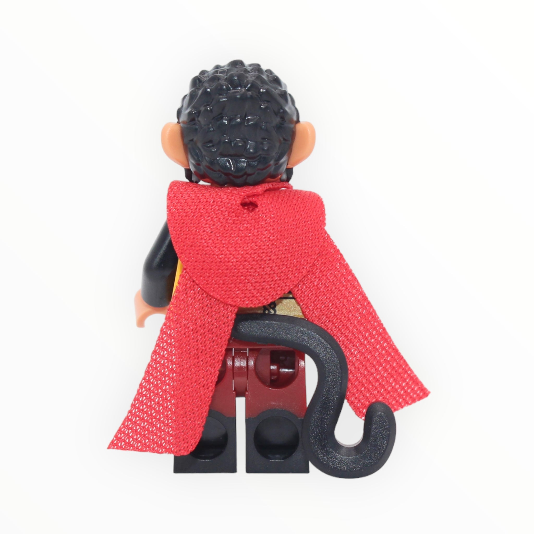 Evil Macaque (gold and dark red armor, two capes)