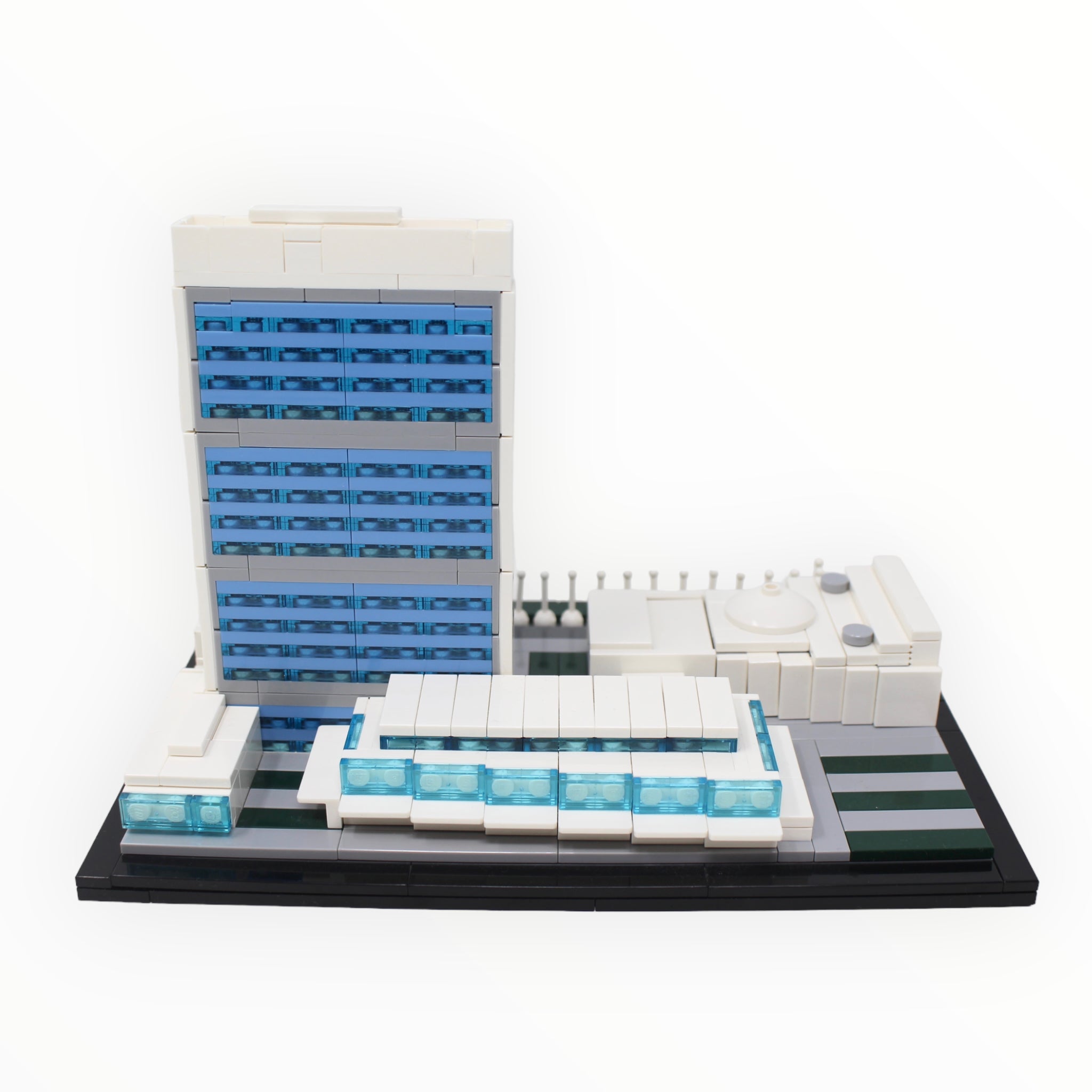 Used Set 21018 Architecture United Nations Headquarters