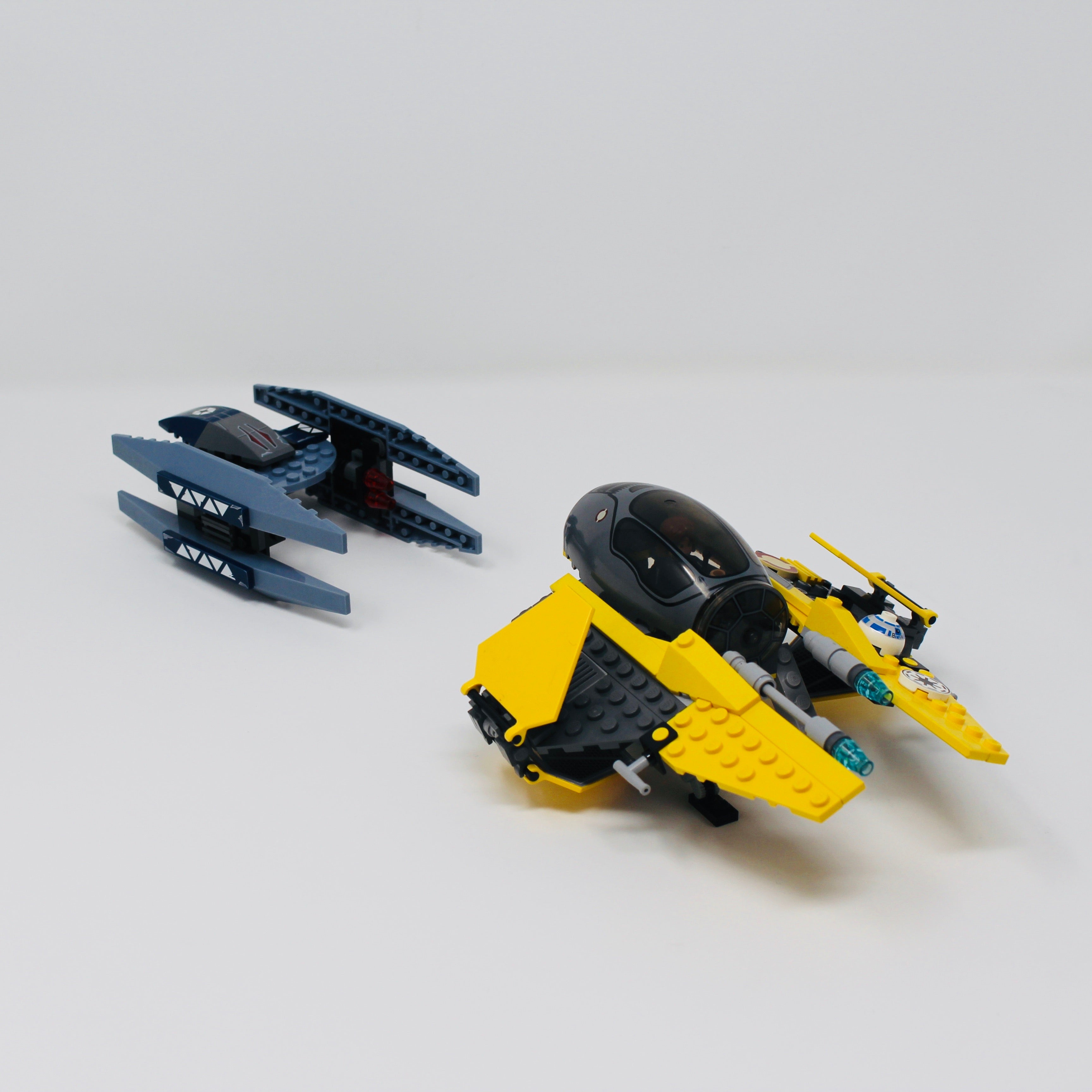 Used Set 7256 Star Wars Jedi Starfighter and Vulture Droid