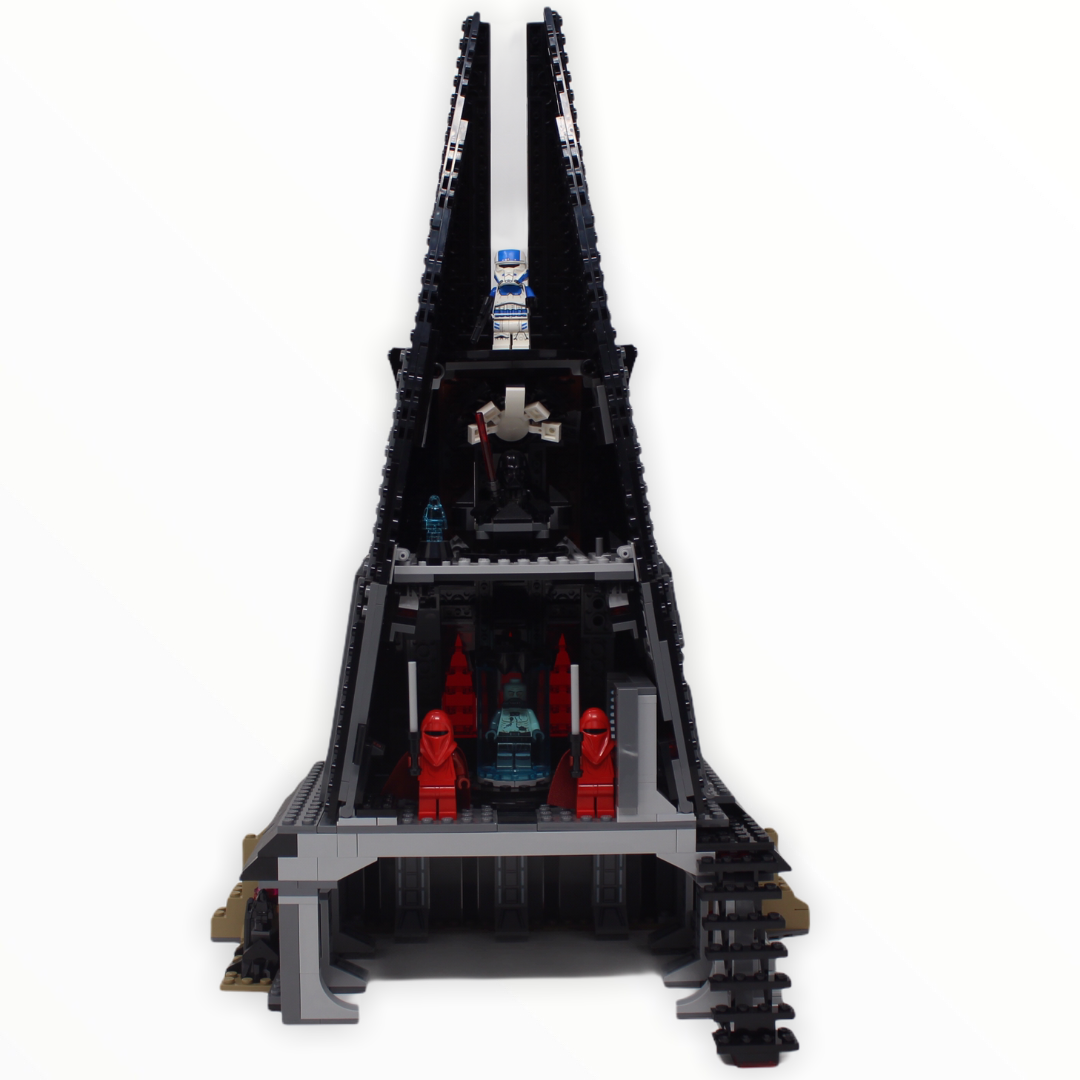 Used Set 75251 Star Wars Darth Vaders Castle