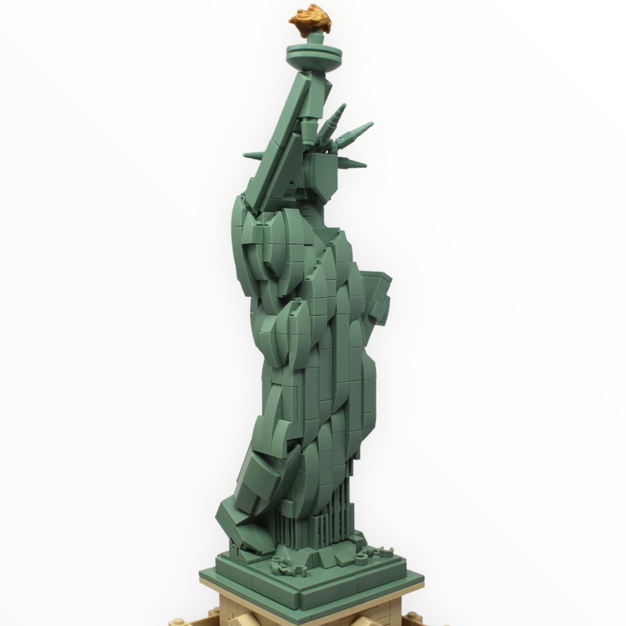 Used Set 21042 Architecture Statue of Liberty