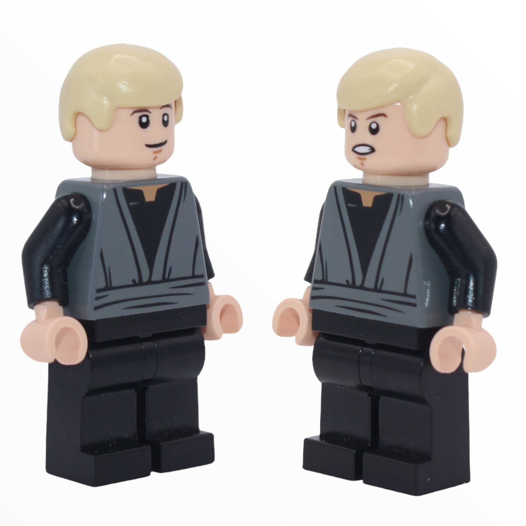 Luke Skywalker (bluish gray torso, tan hair, smile / open mouth angry, 2013)