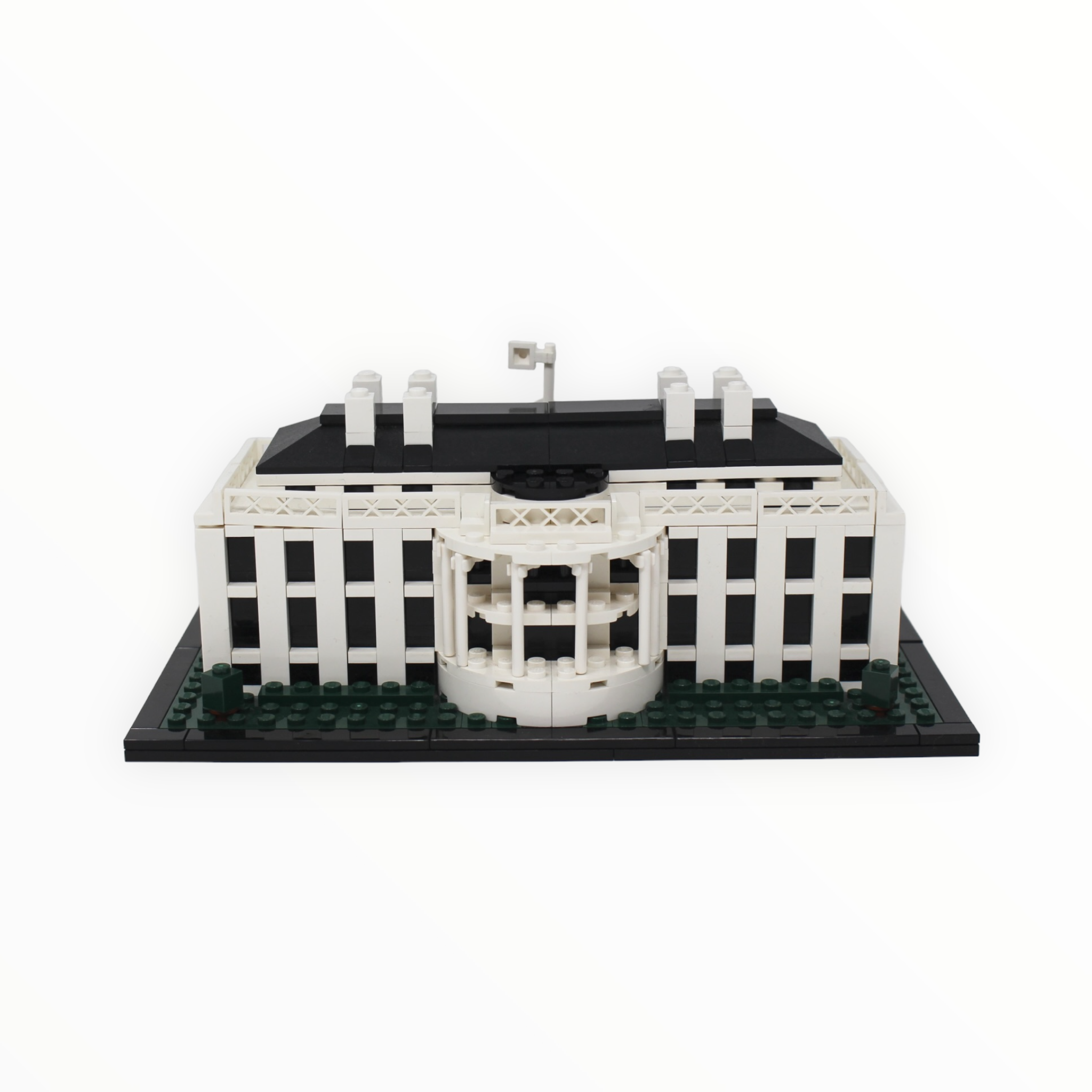 Used Set 21006 Architecture The White House 2010