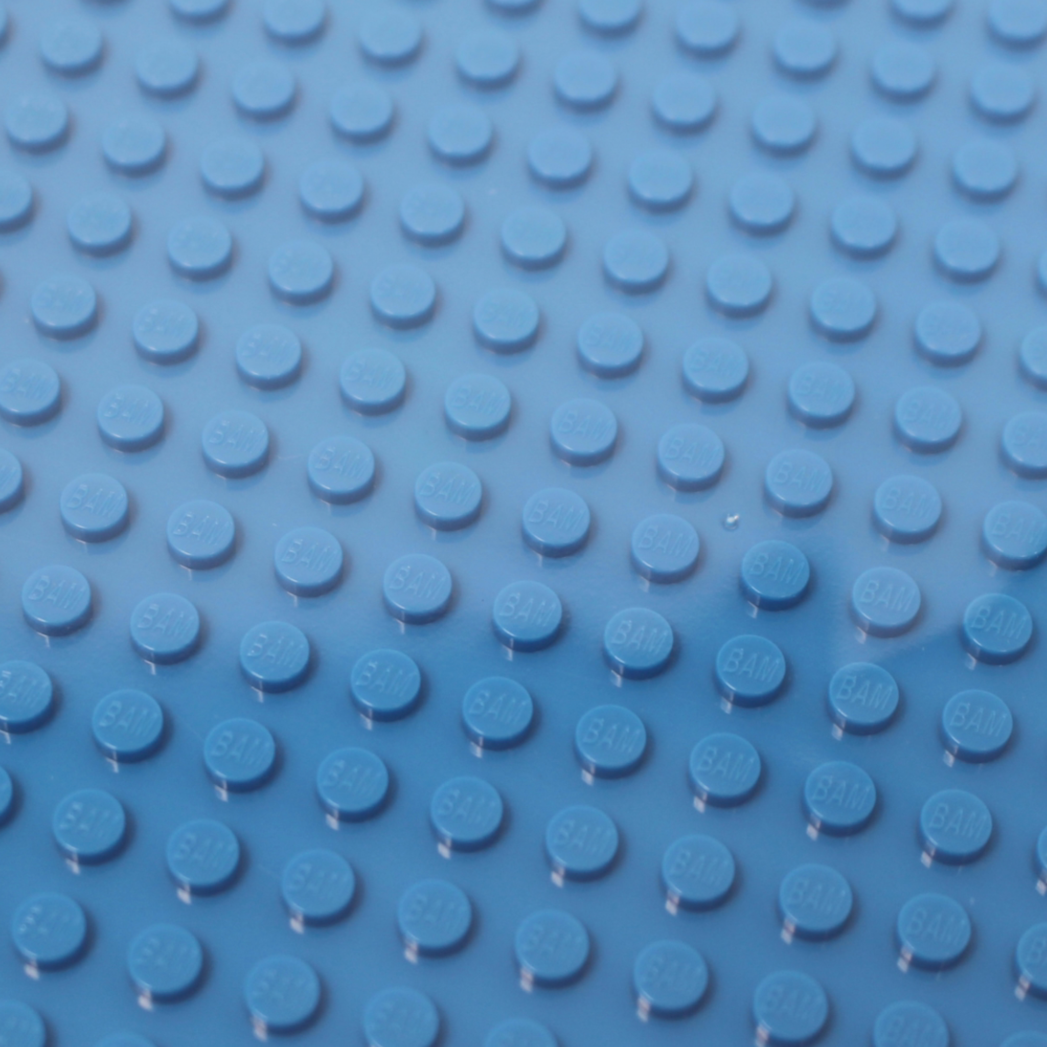 Bricks & Minifigs Blue Baseplate