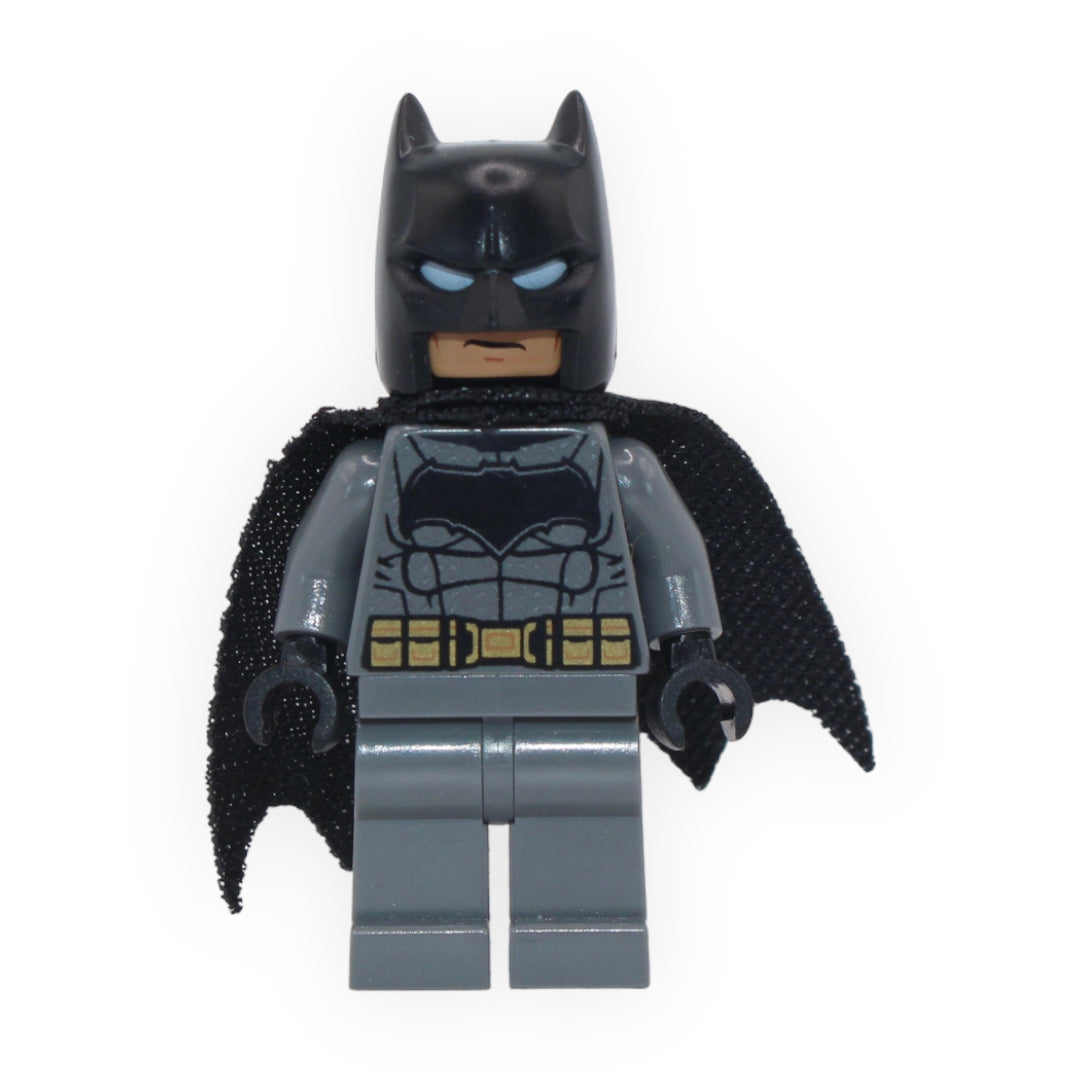 Batman (Dawn of Justice, plain dark bluish gray legs, spongy cape)