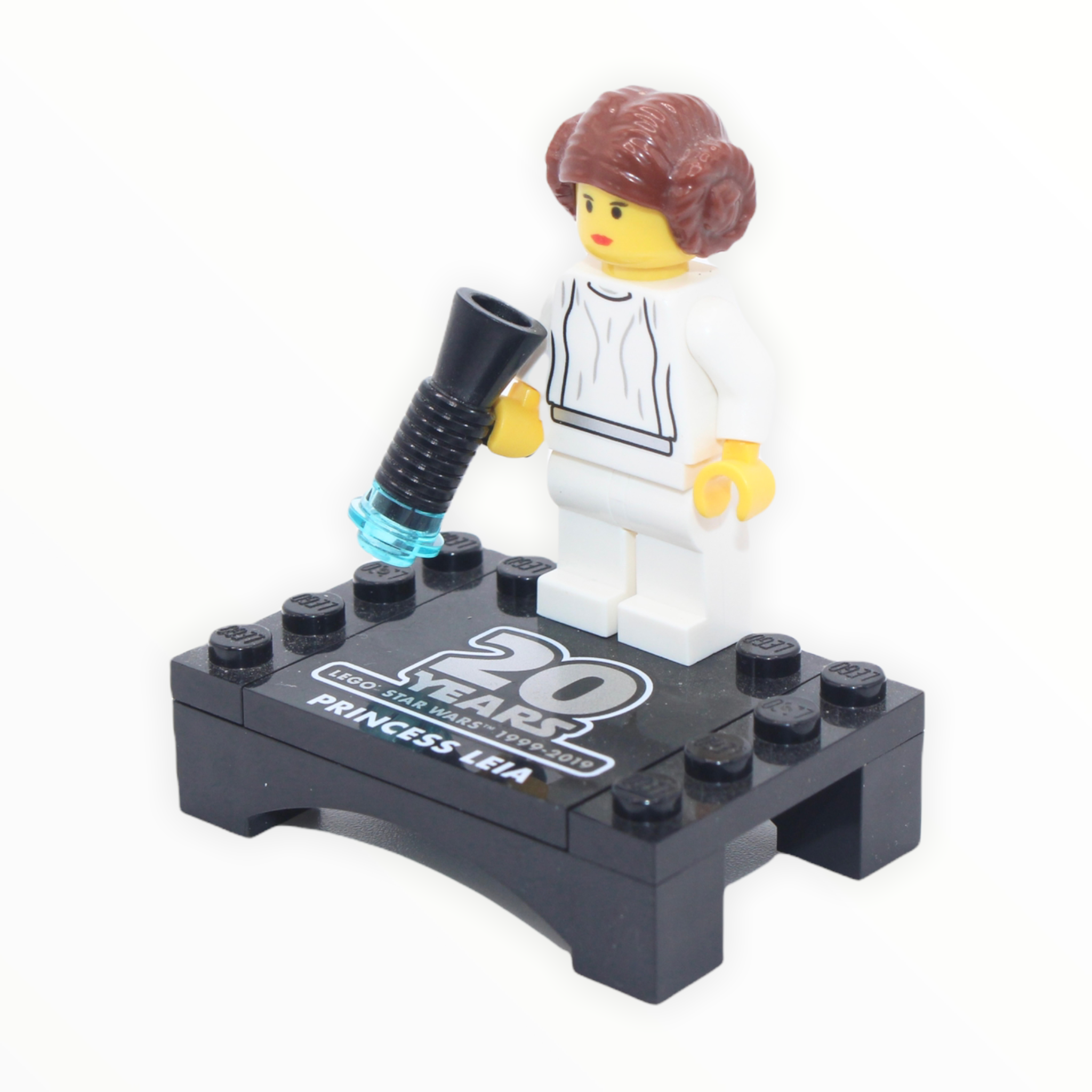 Princess Leia Organa (20th Anniversary, with stand and blaster)