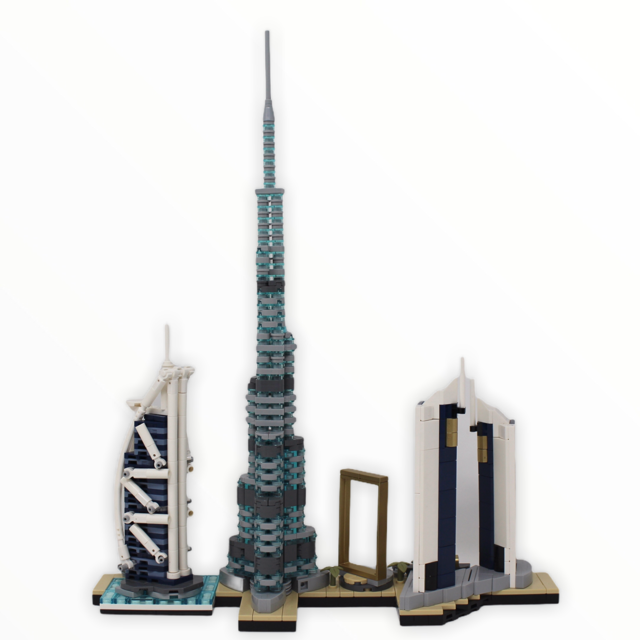 Used Set 21052 Architecture Dubai