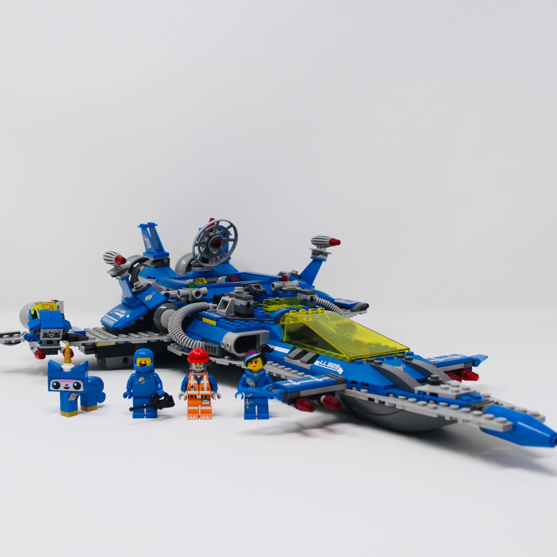 Used Set 70816 LEGO Movie Bennys Spaceship, Spaceship, SPACESHIP!