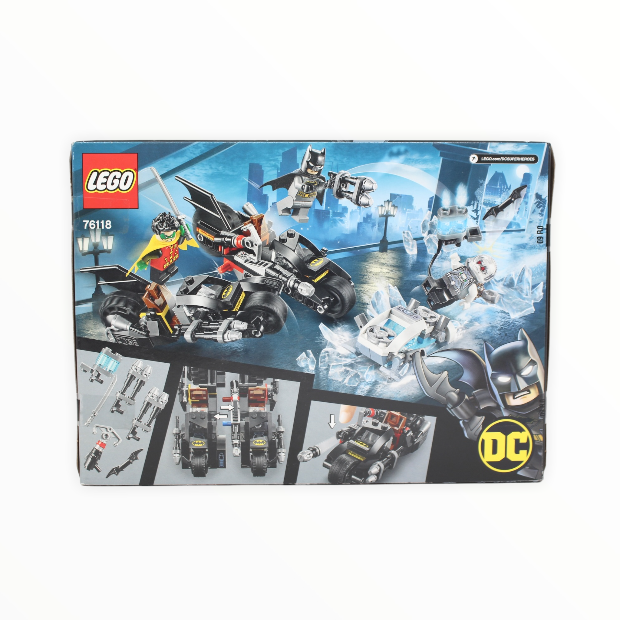 Retired Set 76118 DC Super Heroes Mr. Freeze Batcycle Chase