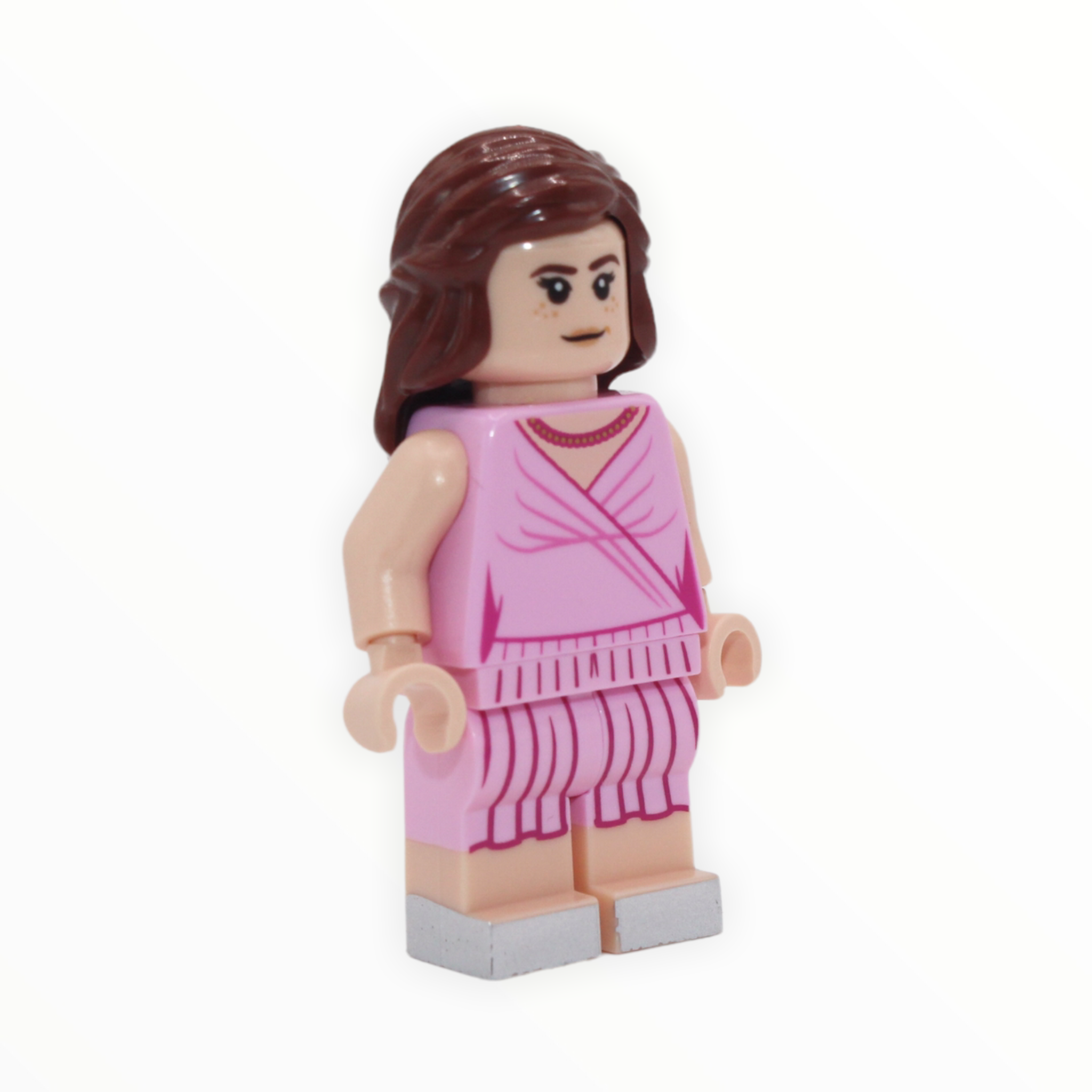Hermione Granger (pink dress, silver shoes, legs, 2020)