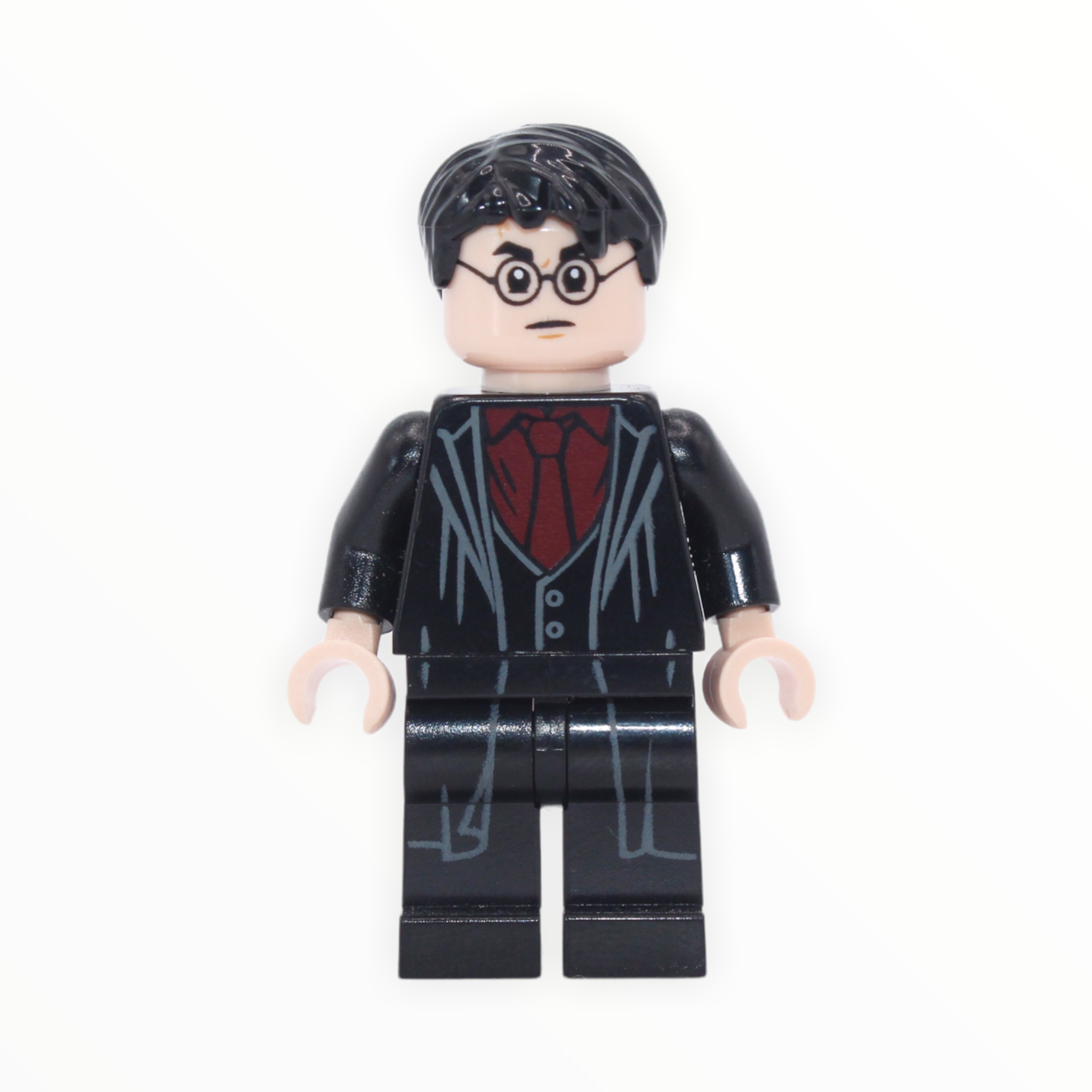 Harry Potter (dark red shirt and tie, 2020)