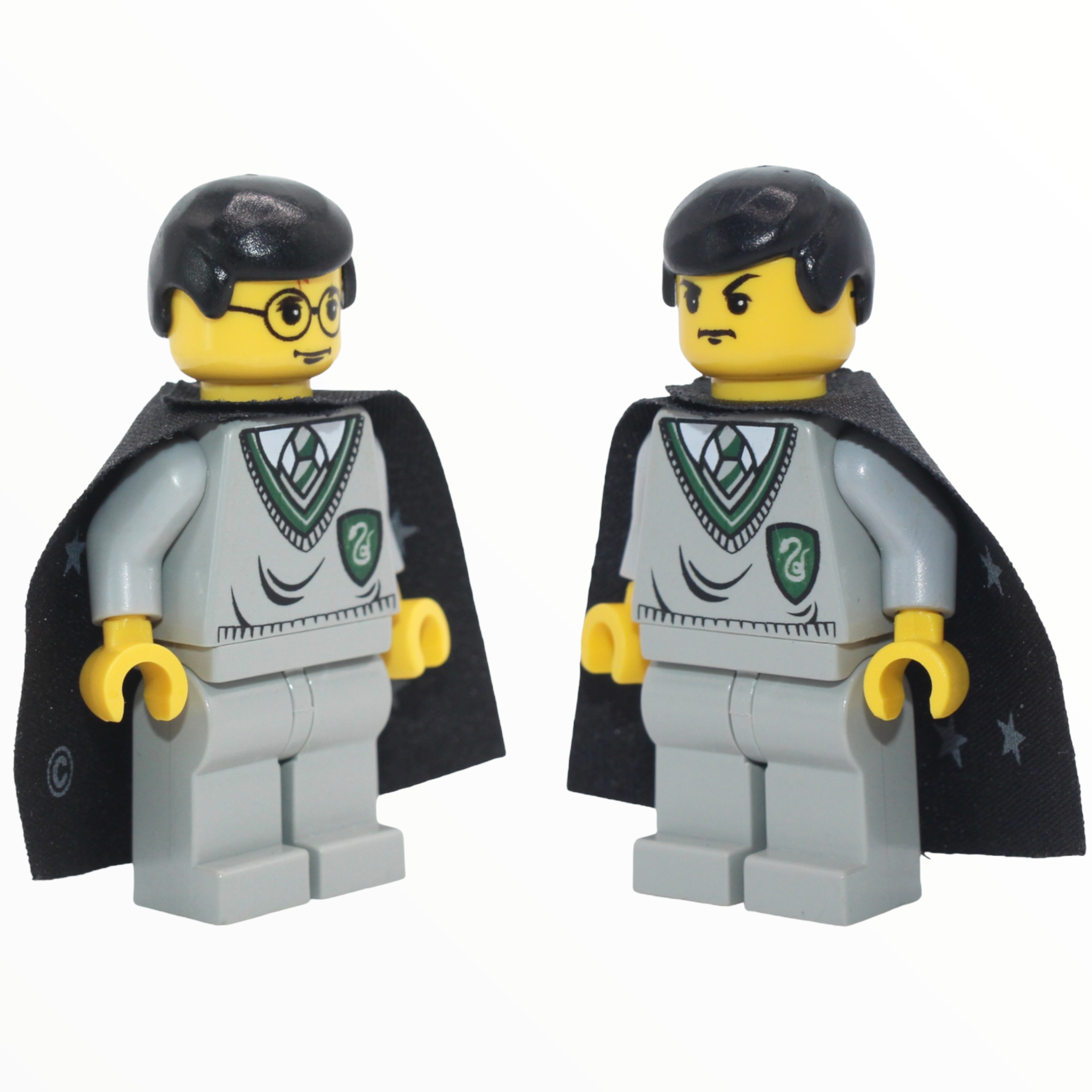 Harry Potter / Gregory Goyle (Slytherin sweater, star cape, yellow skin)