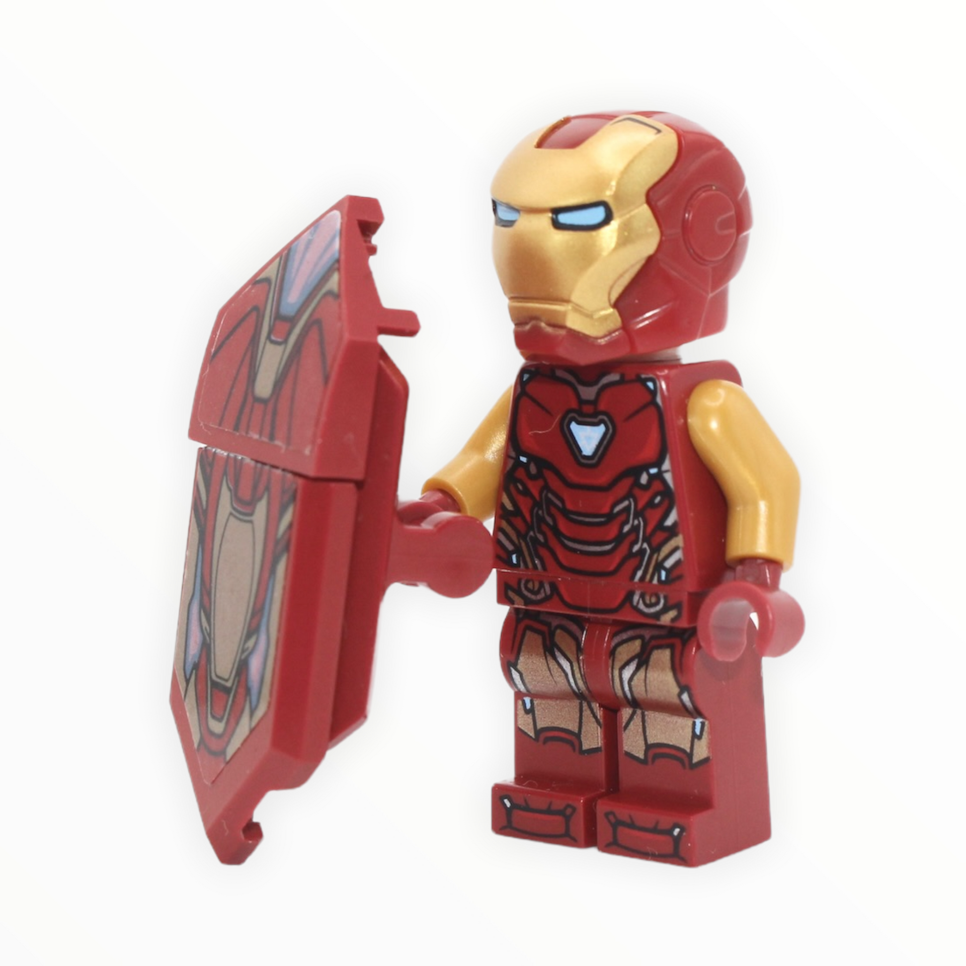 Iron Man Mark 85 Endgame with shield