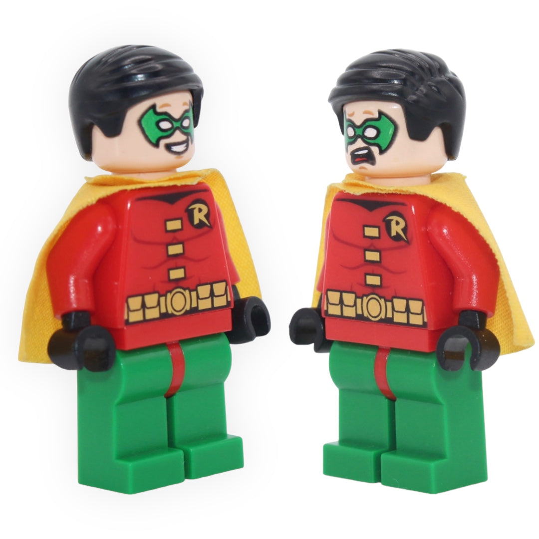 Robin (Dick Grayson, Juniors, short cape, smile / open mouth scared)