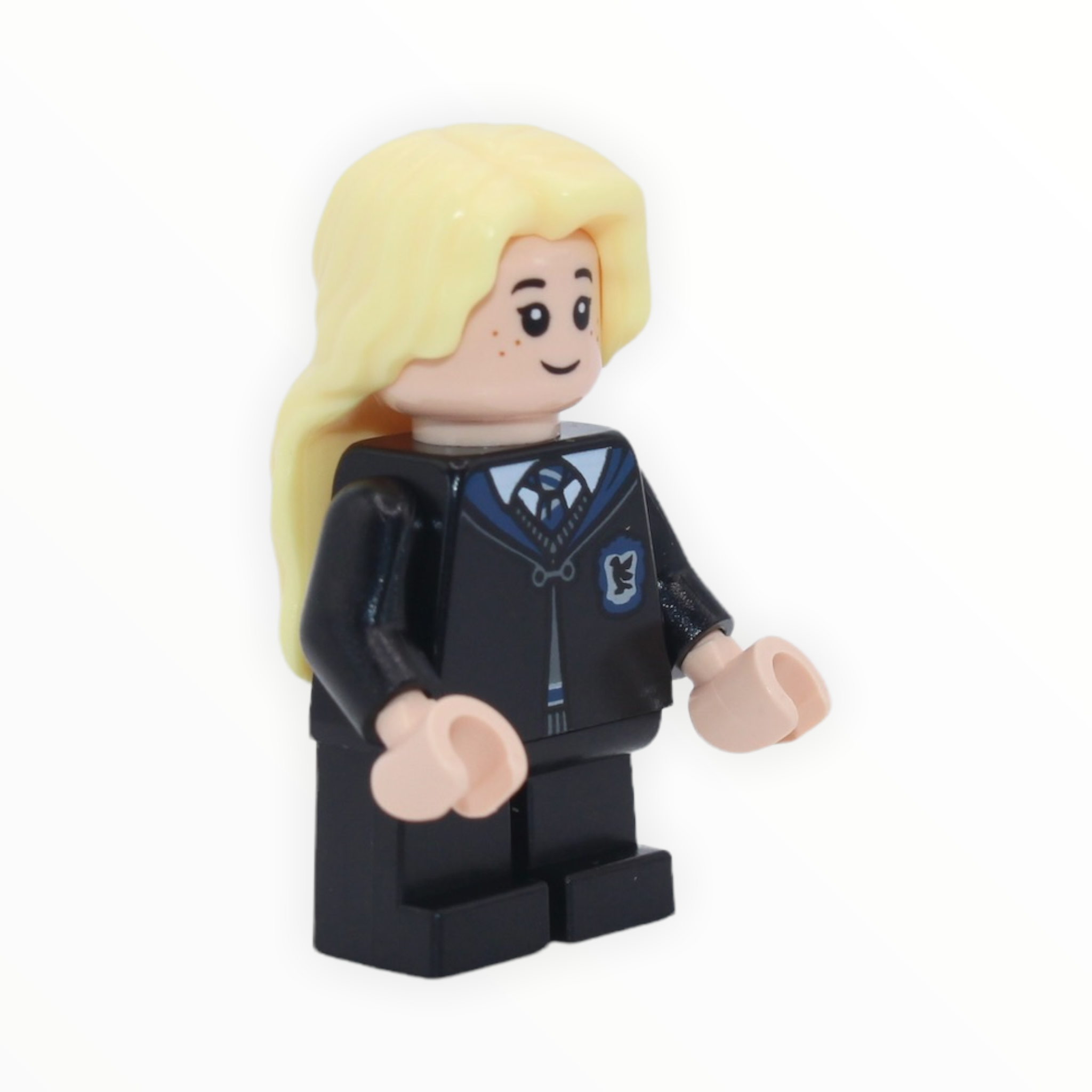 Luna Lovegood (Ravenclaw clasped robe, short legs)